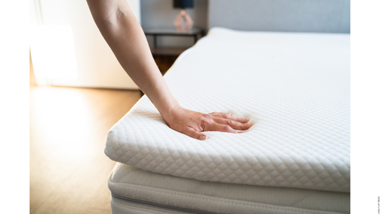 The Benefits of a Mattress Topper for Lift Beds